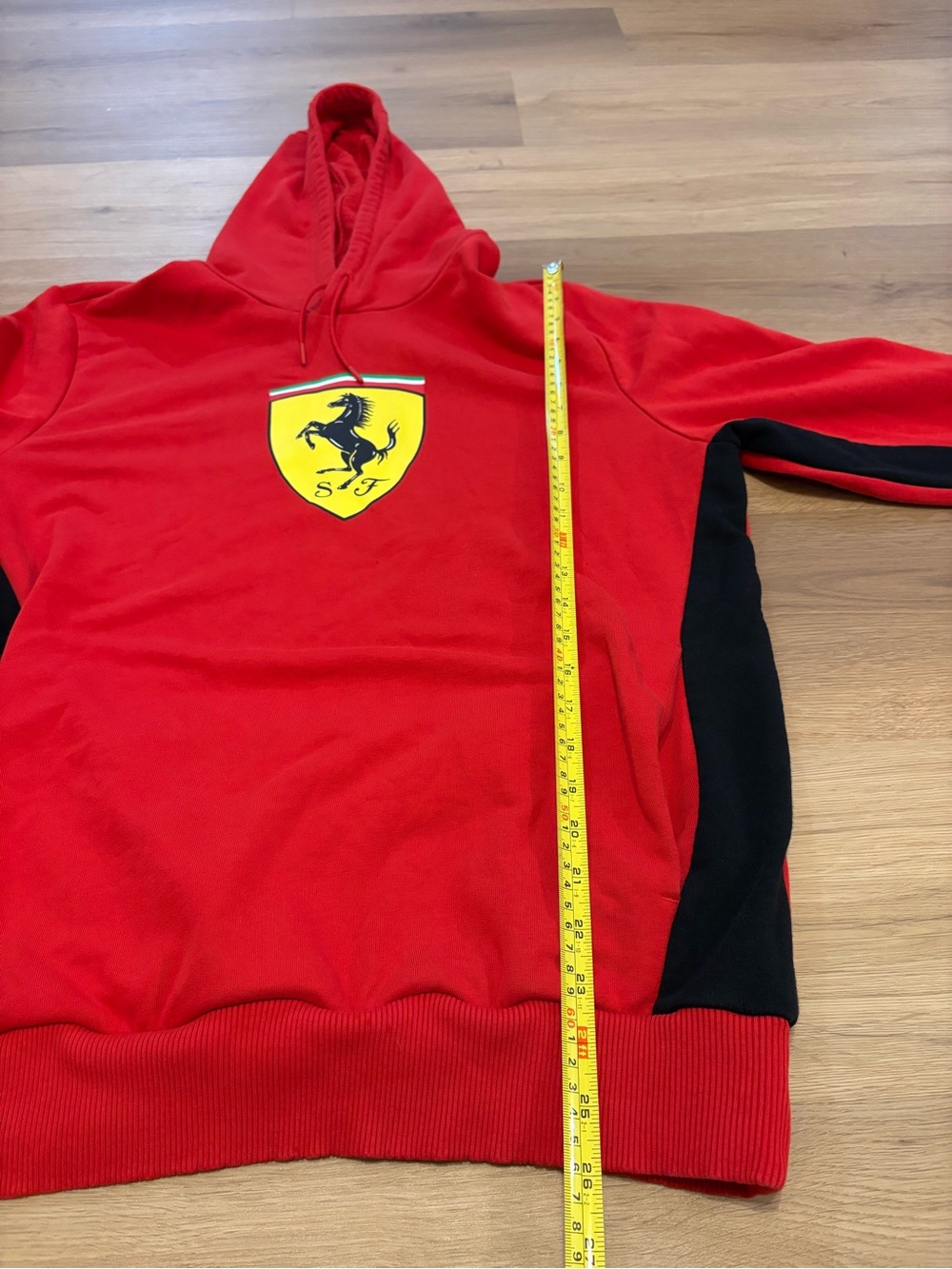 Puma x Scuderia Ferrari Shield Hoodie Red Mens Size Large GUC - Picture 9 of 9